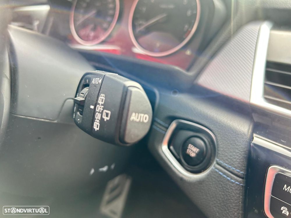 BMW 225xe Active Tourer Pack M - 16