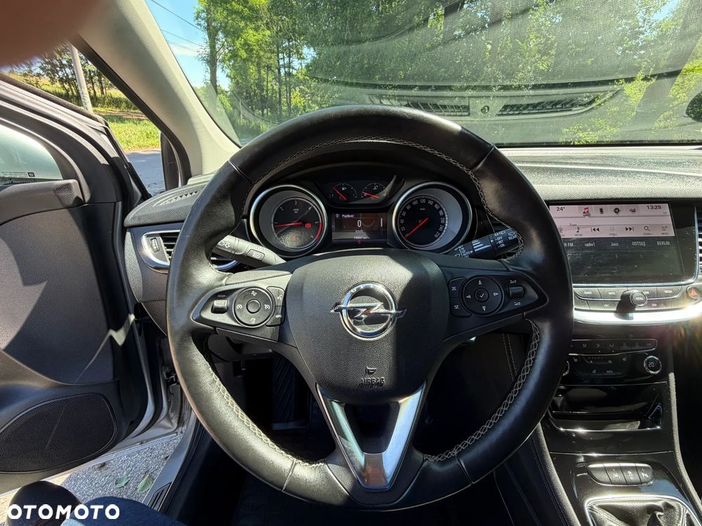 Opel Astra 1.6 CDTI Sport - 11