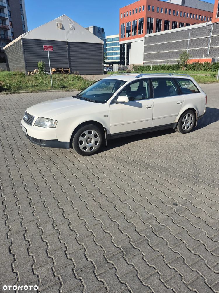 Audi A6 Avant - 22