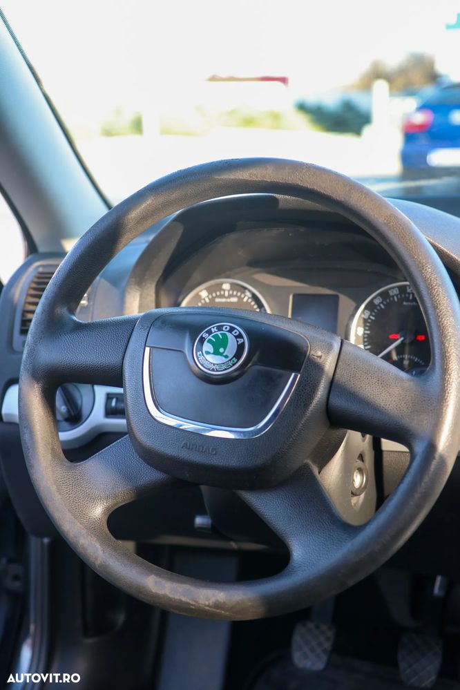 Skoda Octavia 1.2 TSI Ambiente - 8