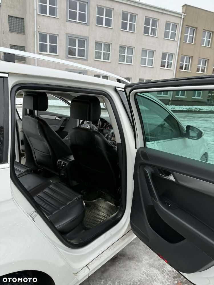 Volkswagen Passat 2.0 TDI 4Mot Highline DSG - 13