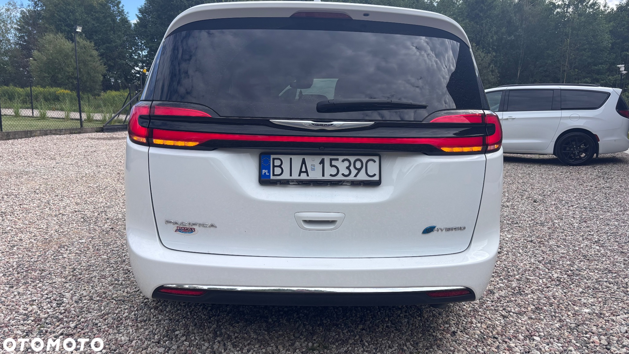 Chrysler Pacifica - 5