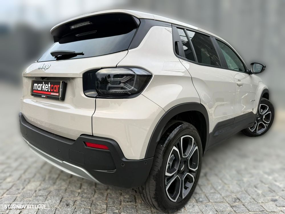 Jeep Avenger Summit - 15