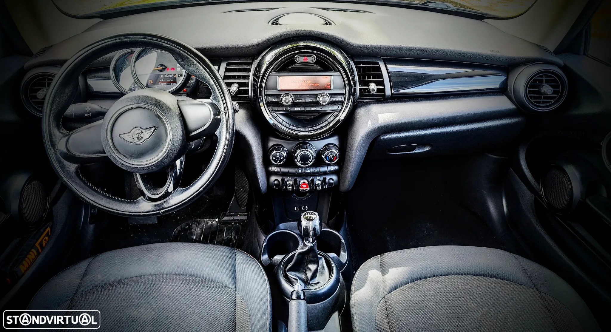 MINI 3 Portas Cooper Metropolitan - 12