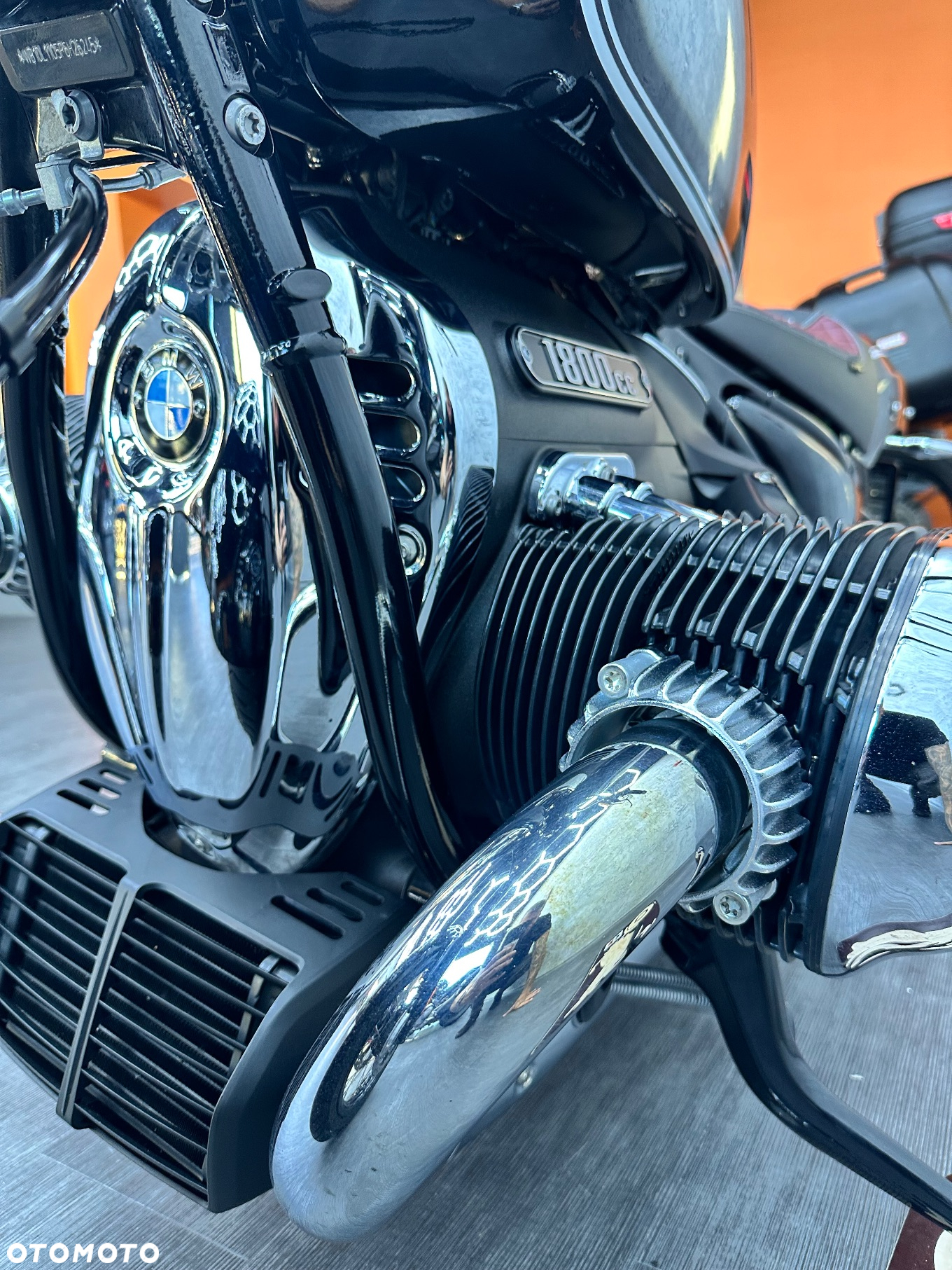 BMW R - 19