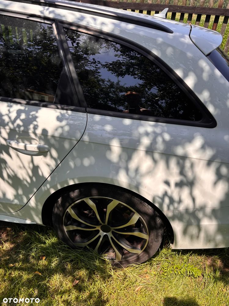 Audi S4 Avant S tronic - 10
