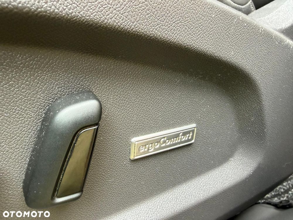 Volkswagen Multivan 2.0 TDI L2 Style DSG - 11