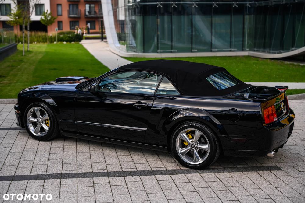 Ford Mustang 4.6 V8 GT Premium - 25