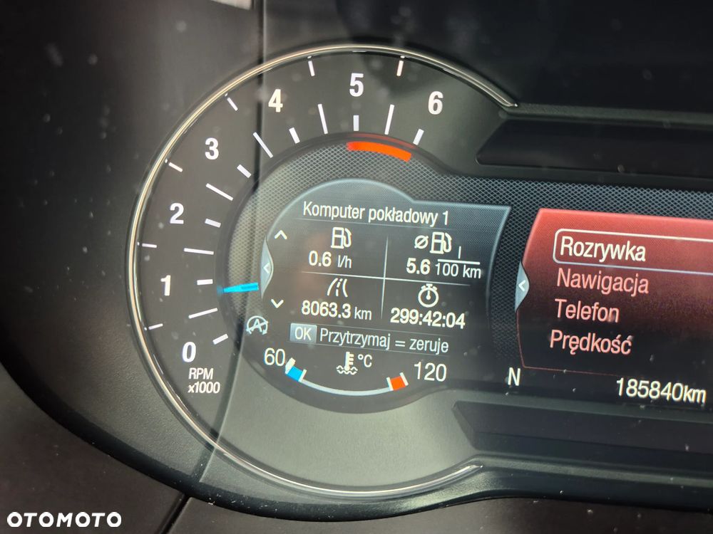 Ford S-Max 2.0 TDCi Titanium - 35