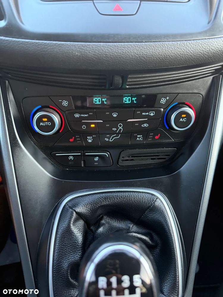 Ford Kuga 1.5 EcoBoost 2x4 Individual - 15