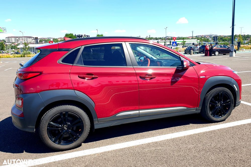 Hyundai KONA Premium - 10