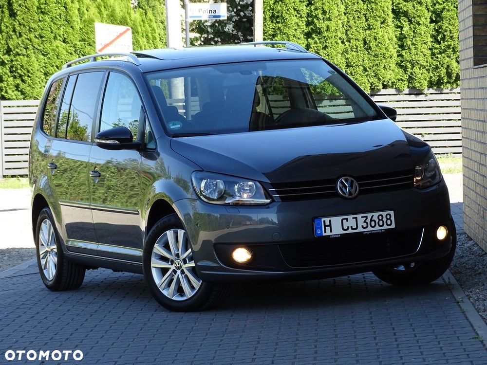Volkswagen Touran 1.6 TDI DPF BlueMotion Technology DSG STYLE - 4