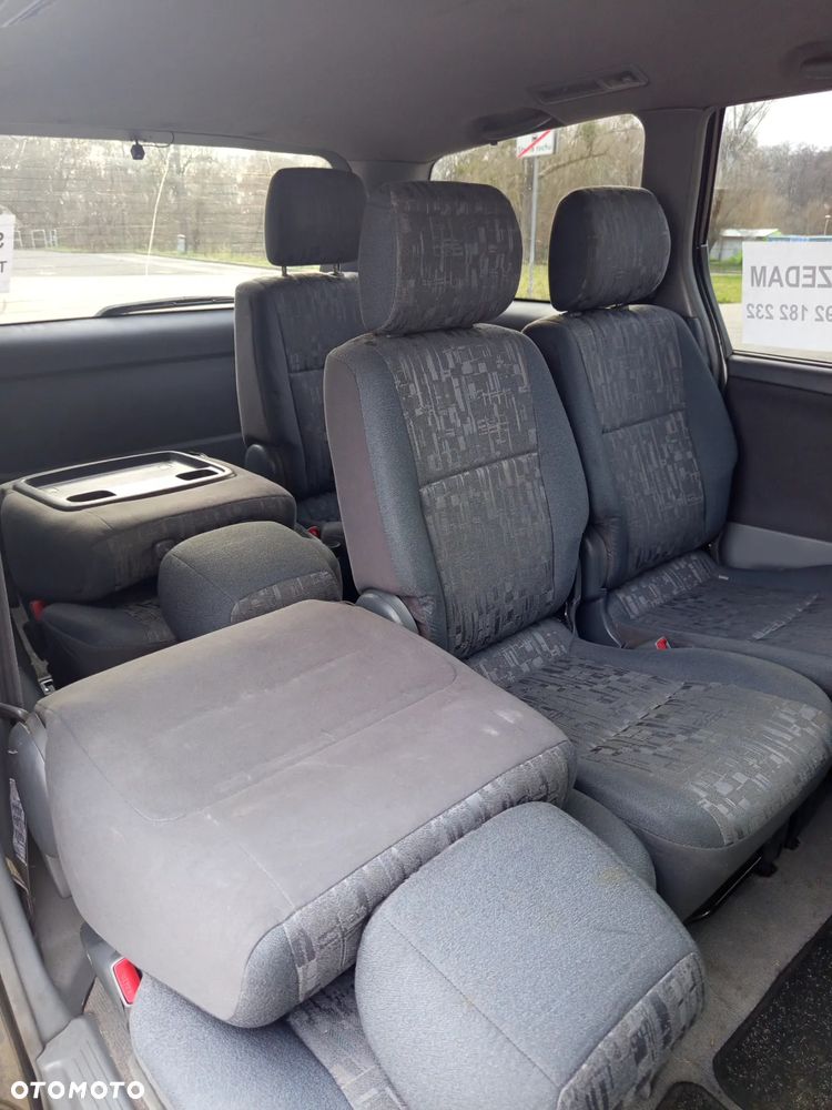 Toyota Previa - 10