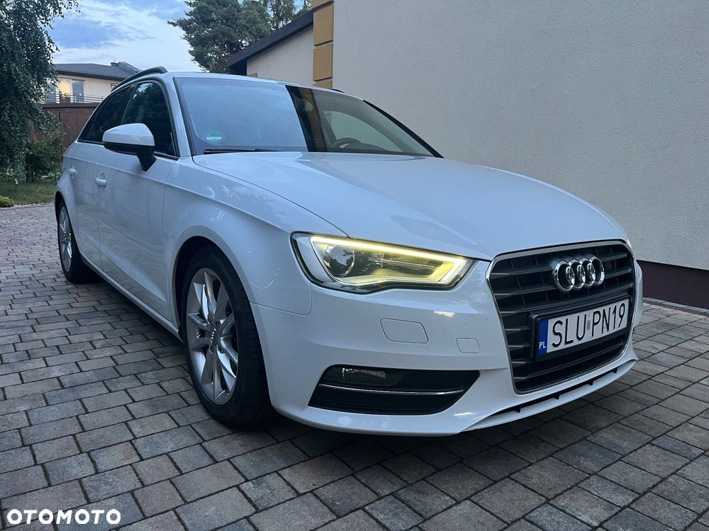 Audi A3 Sportback 2.0 TDI Ambiente - 13