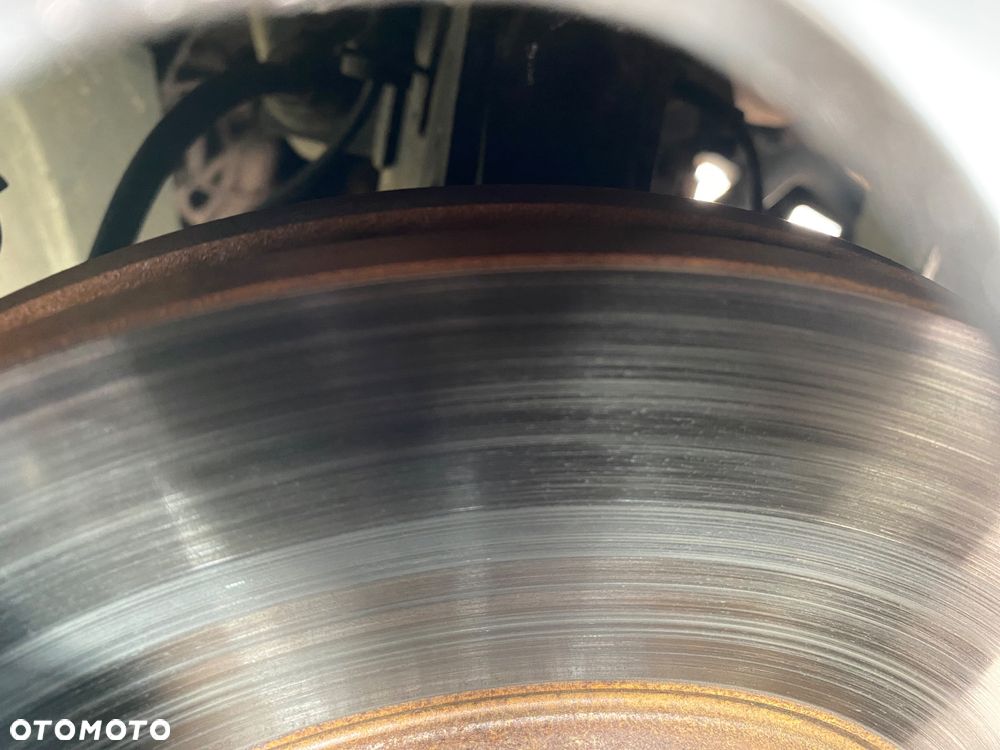 Renault MASTER L2 H2 135 DCI z regałami warsztatowymi - 32