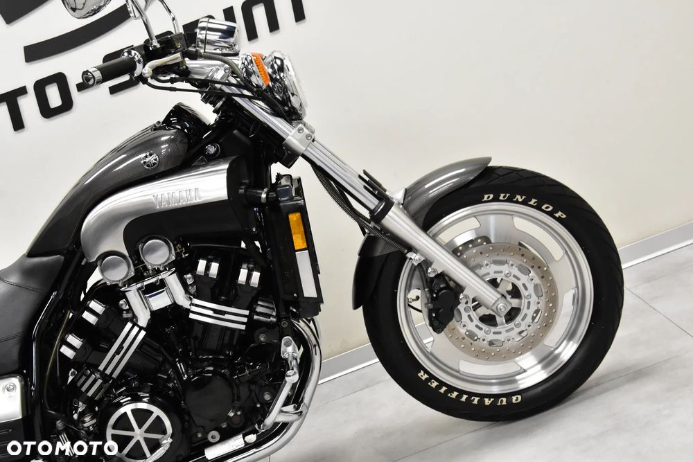 Yamaha V-MAX - 15