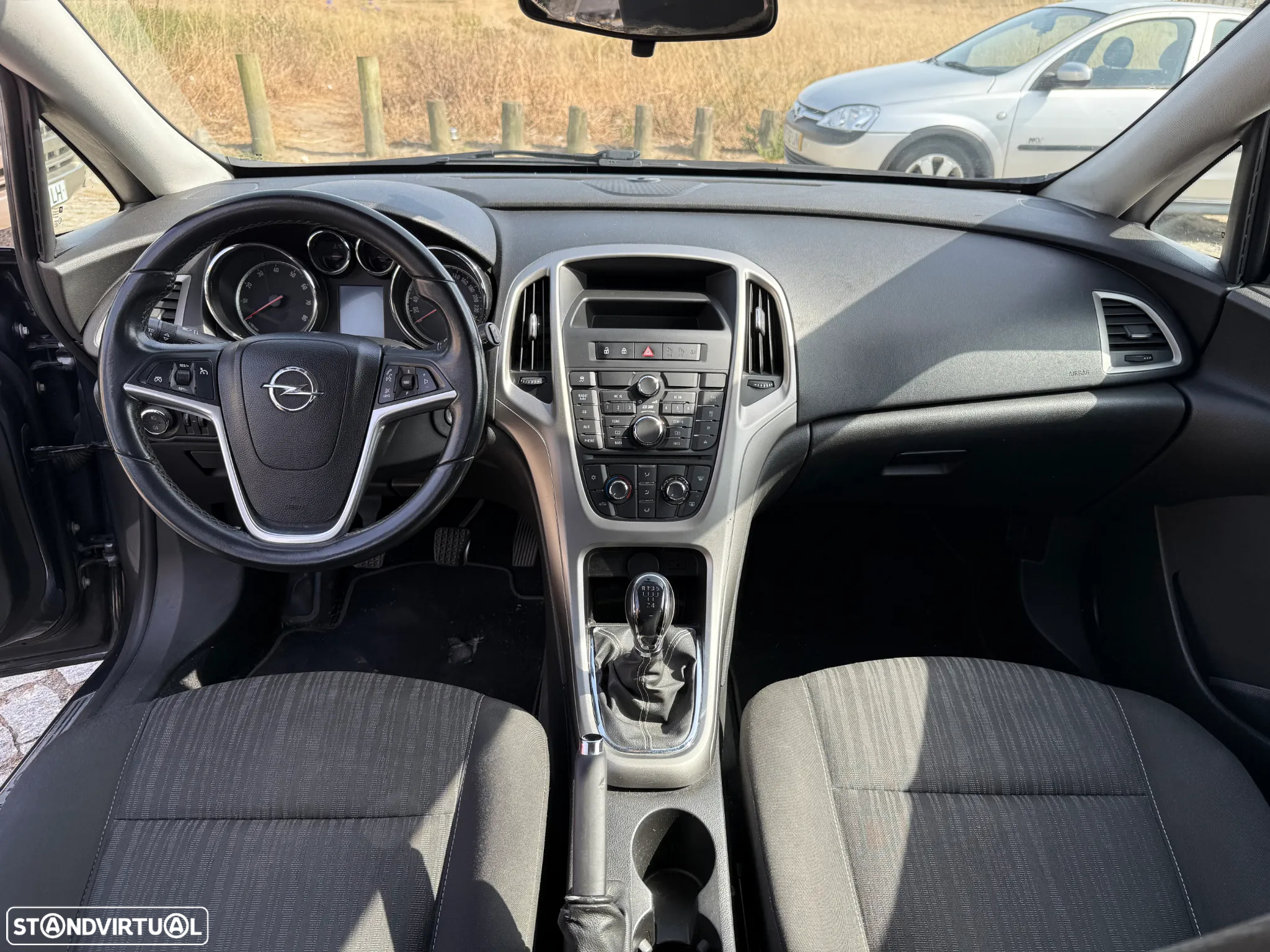 Opel Astra 1.4 Enjoy - 17