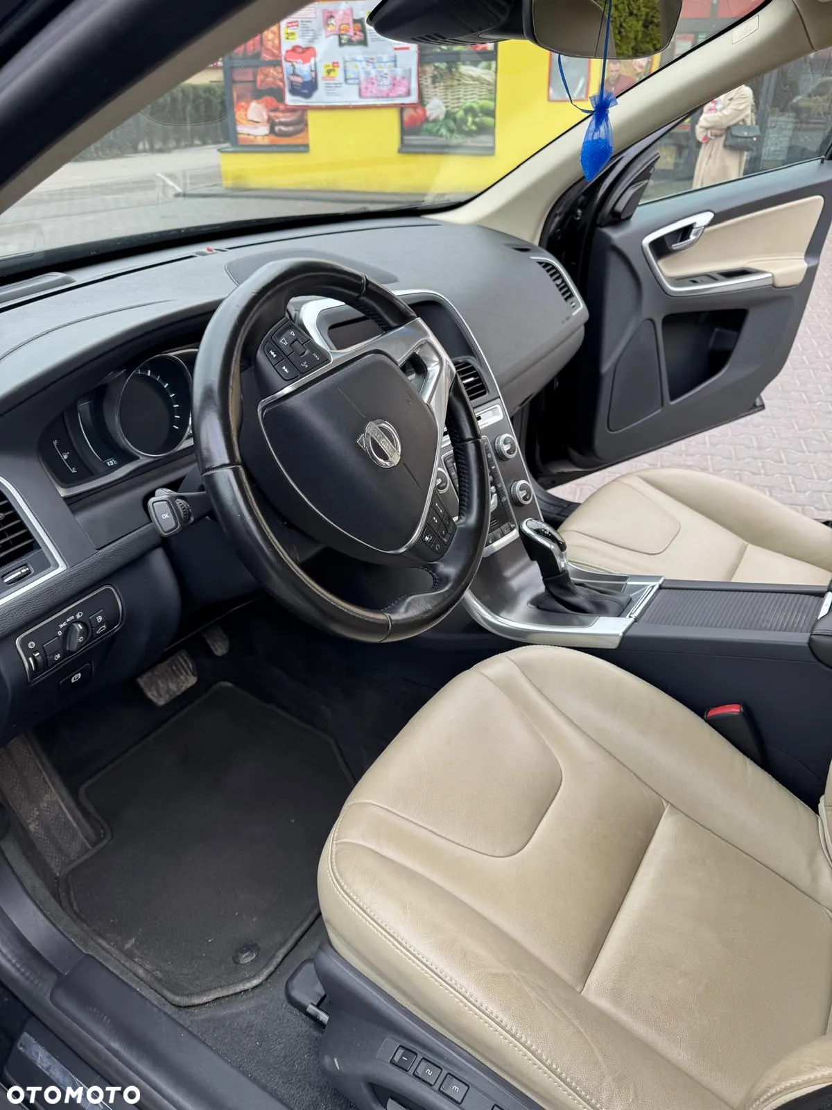 Volvo XC 60 T5 AWD Ocean Race - 9