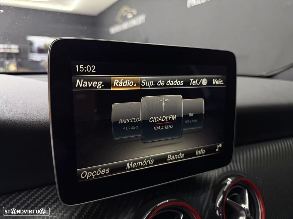 Mercedes-Benz A 180 d AMG Line Aut. — fotografia 34