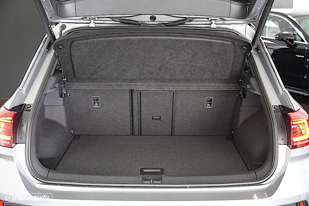 VW T-Roc 2.0 TDI R-Line DSG - 21