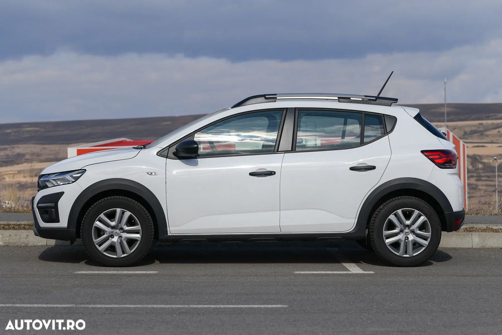 Dacia Sandero TCe 90 Essential - 5