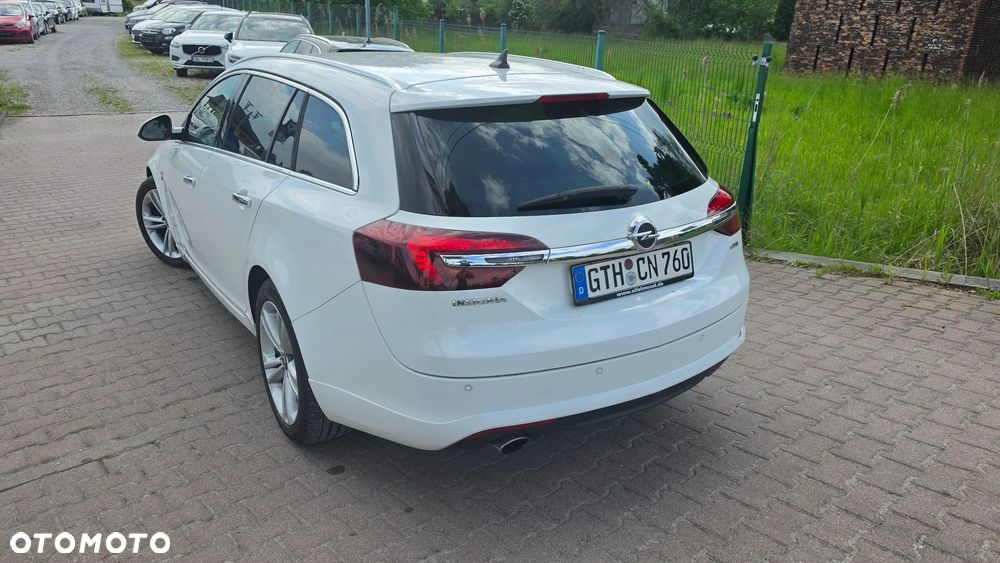 Opel Insignia - 25