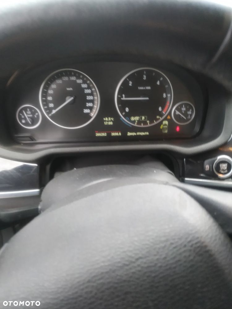 BMW X3 xDrive20d - 8