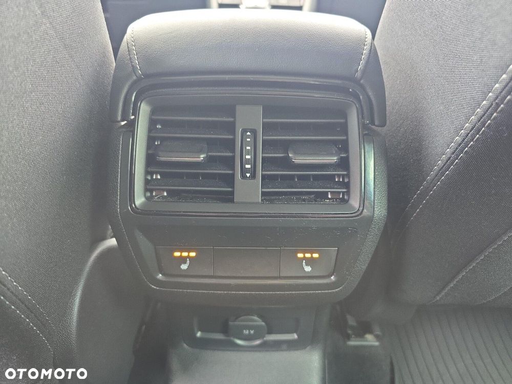 Skoda Karoq - 25
