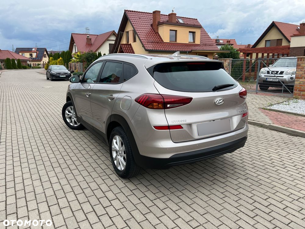 Hyundai Tucson 1.6 GDI BlueDrive Comfort 2WD - 17