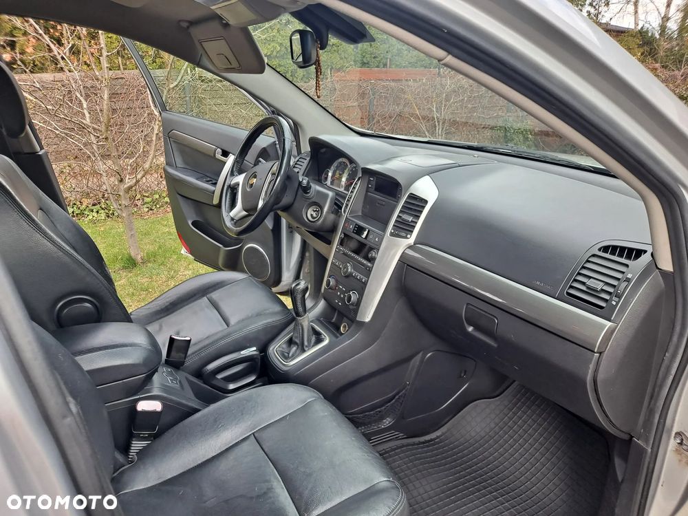 Chevrolet Captiva 2.0 d High - 8