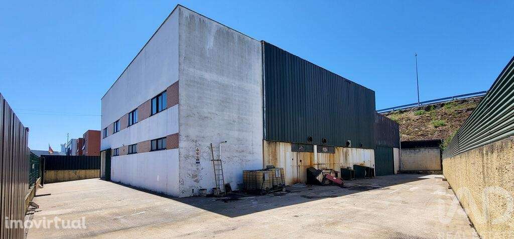 Armazém em Oiã de 569,00 m2 - Grande imagem: 4/30