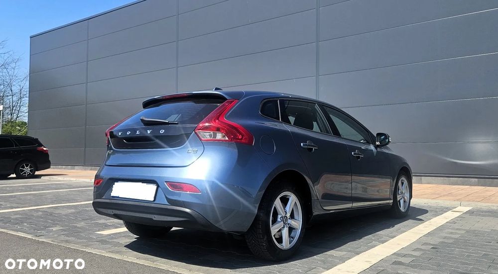 Volvo V40 D2 - 13