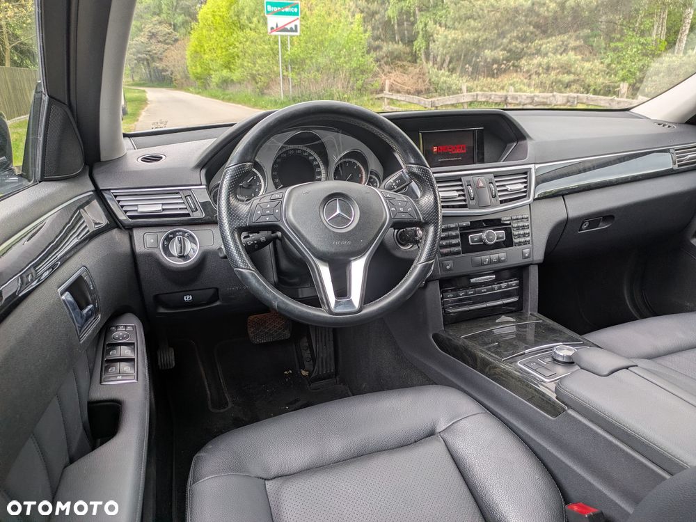 Mercedes-Benz Klasa E 250 CDI 4Matic 7G-TRONIC Avantgarde - 13
