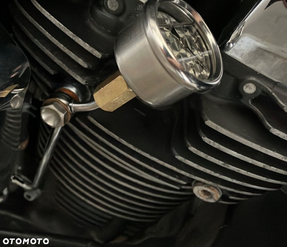 Yamaha Road Star - 12