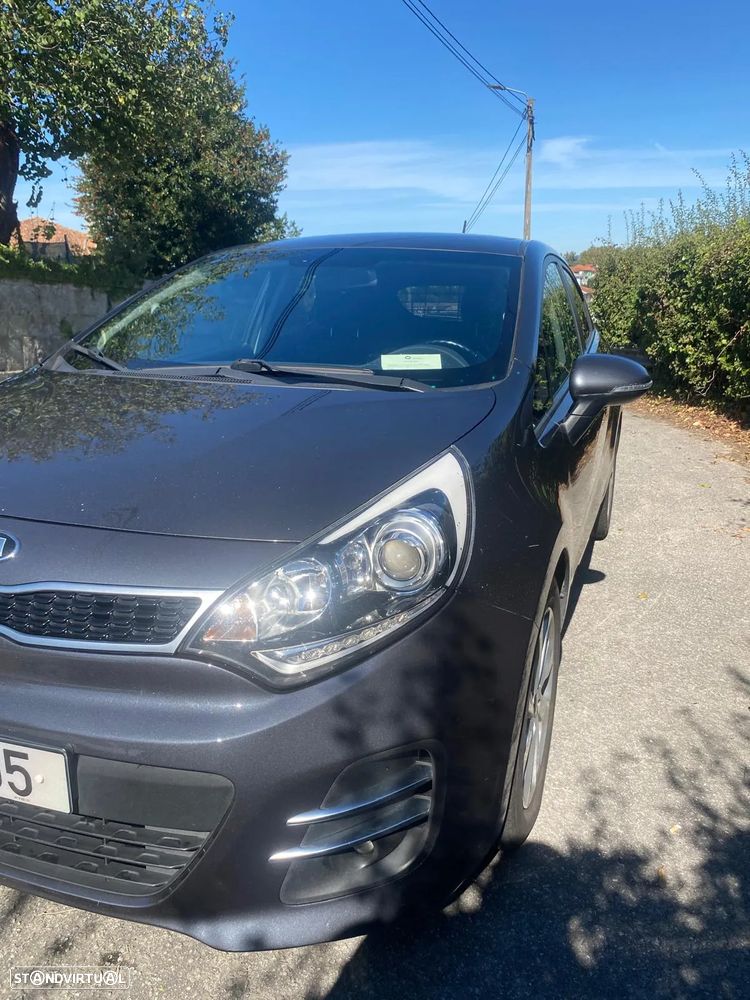 Kia Rio - 5