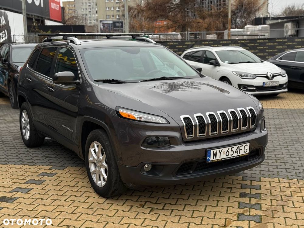 Jeep Cherokee - 4