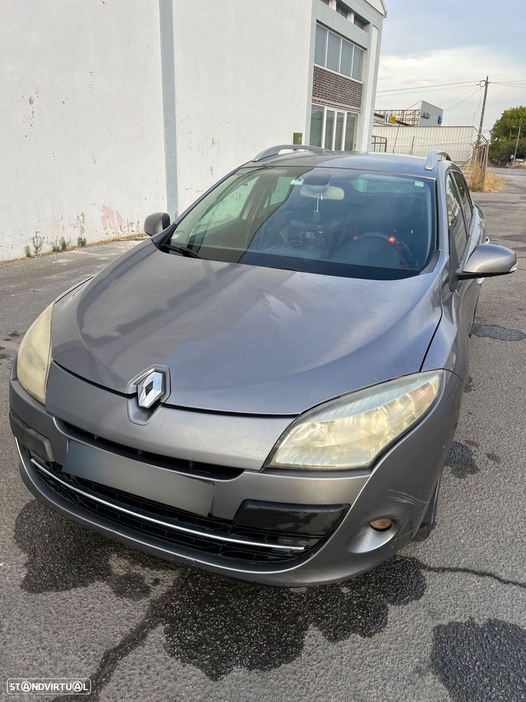Renault Mégane 1.5 dCi Dynamique - 9