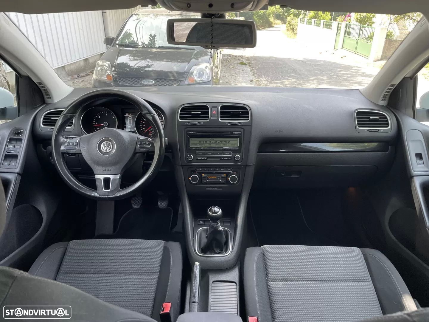 VW Golf 2.0 TDi Confortline - 12