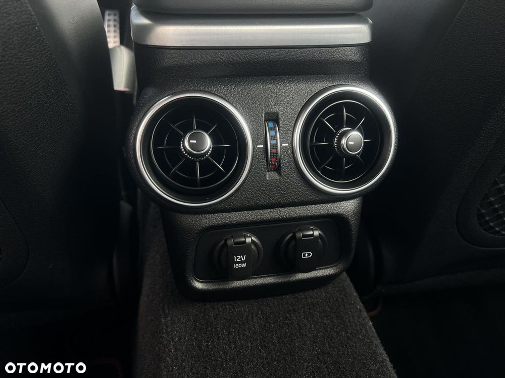 Kia Stinger 3.3 T-GDI V6 GT Prestige Line AWD - 26