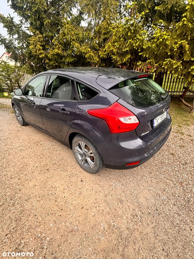 Ford Focus 1.6 Edition Start - 12