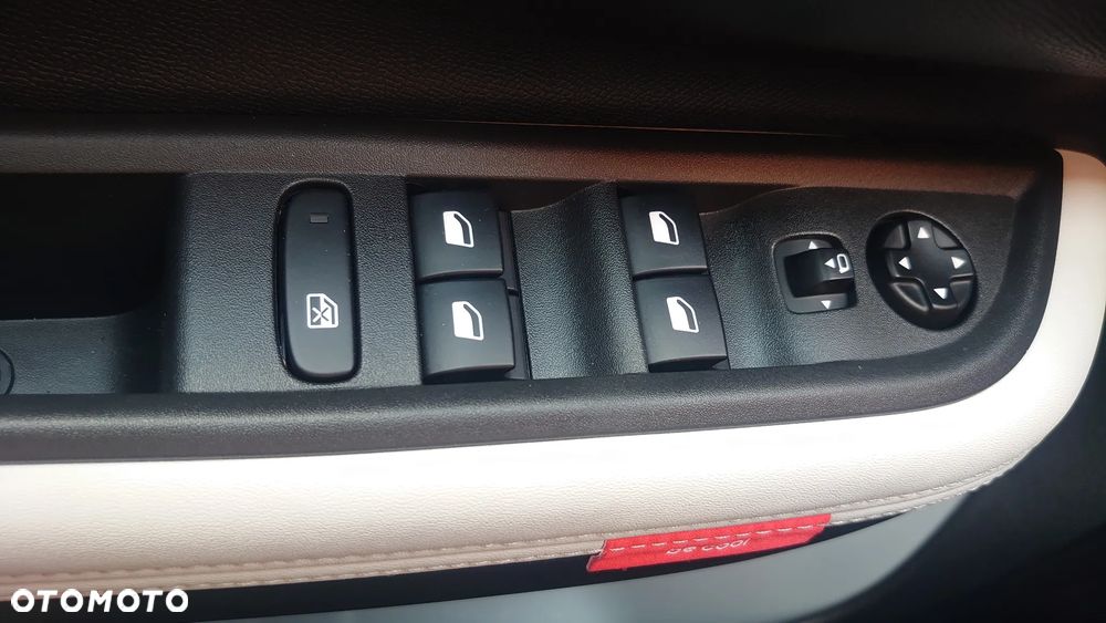 Citroën C3 Aircross 1.2 Turbo Plus S&S - 29