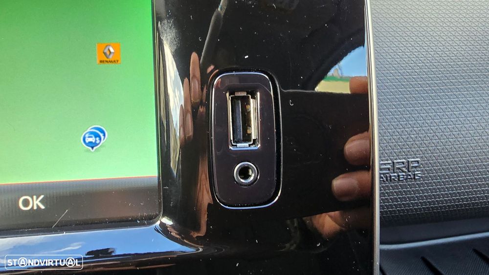 Renault Clio Sport Tourer 0.9 TCe Limited - 32