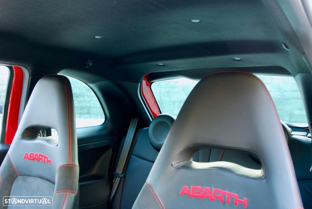 Abarth 695 1.4 T-Jet Tributo Ferrari MTA - 21