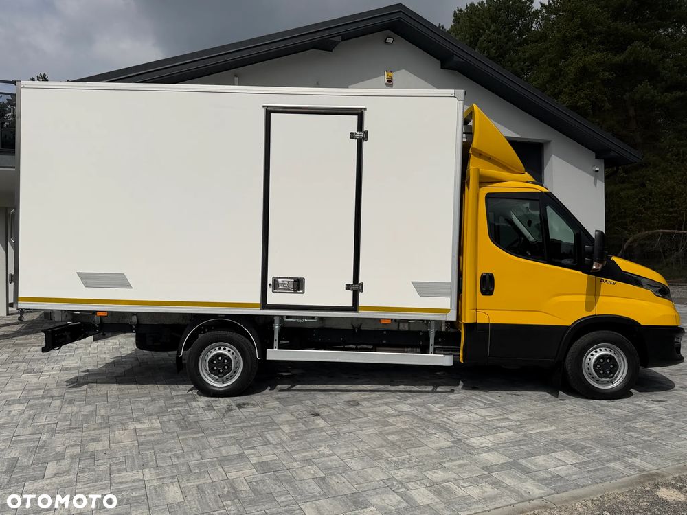 Iveco 35S16 3.0l Chłodnia 8 Palet / Agregat Carrier Viento / Izoterma RomCar / Unikatowy stan / Nowe opony / Serwisowany w aso / FV23% - 6
