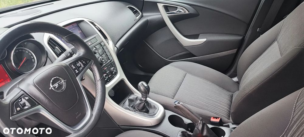 Opel Astra 1.4 Turbo Selection - 28