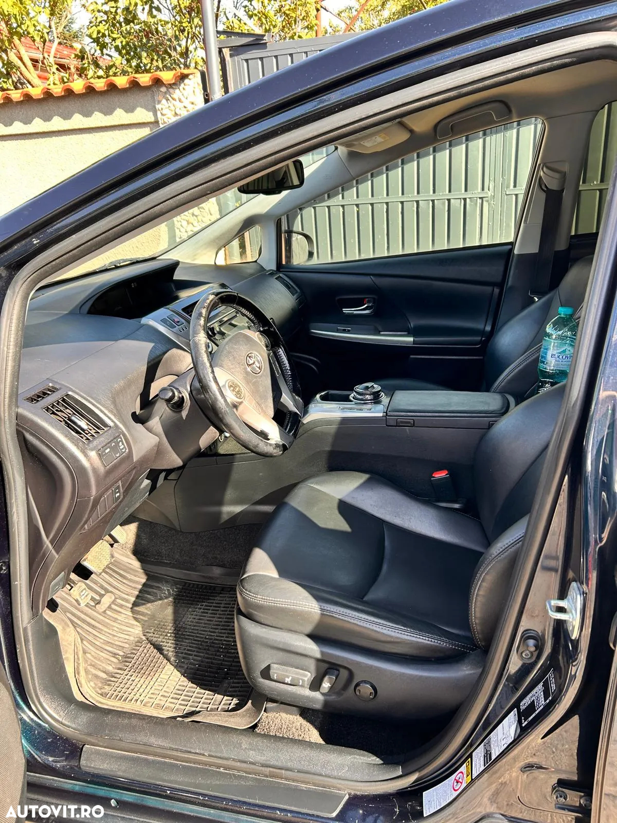 Toyota Prius+ (Hybrid) - 7