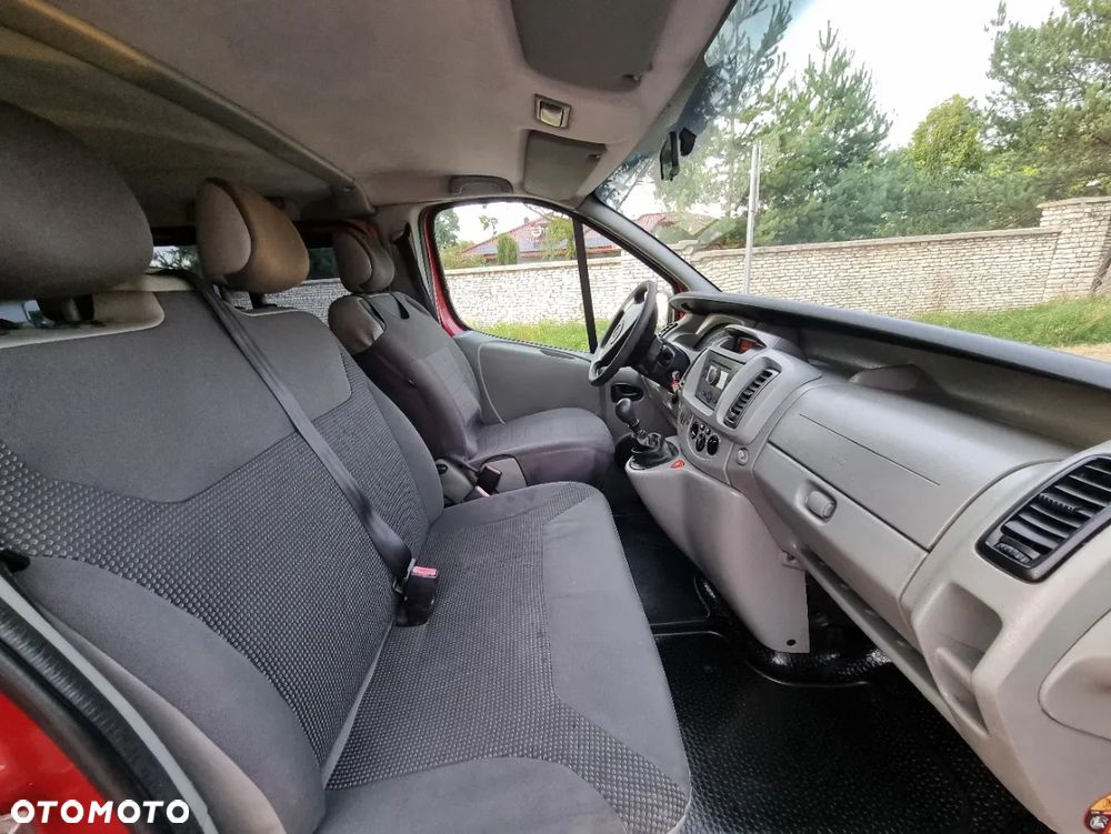Opel Vivaro L2H1 2.9t - 8