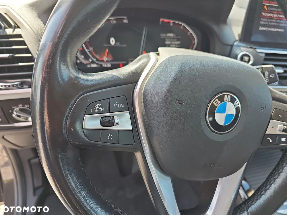 BMW X3 xDrive20i GPF xLine - 17