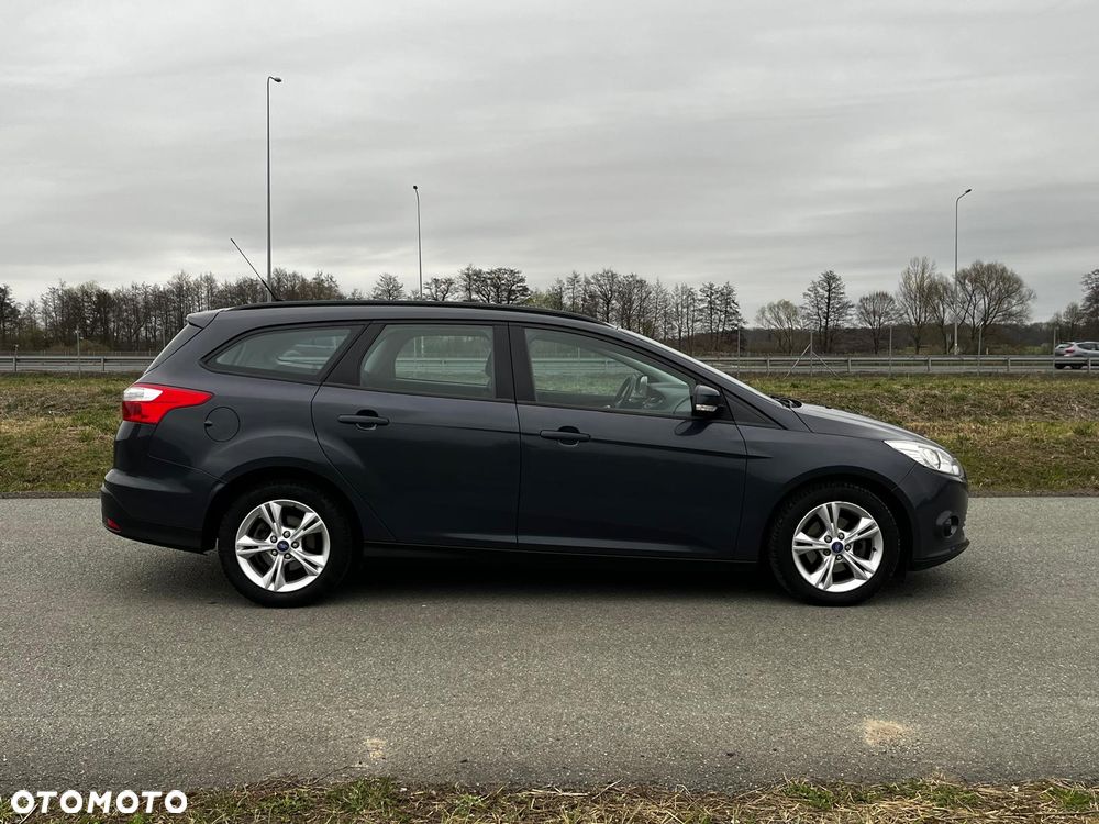 Ford Focus - 21