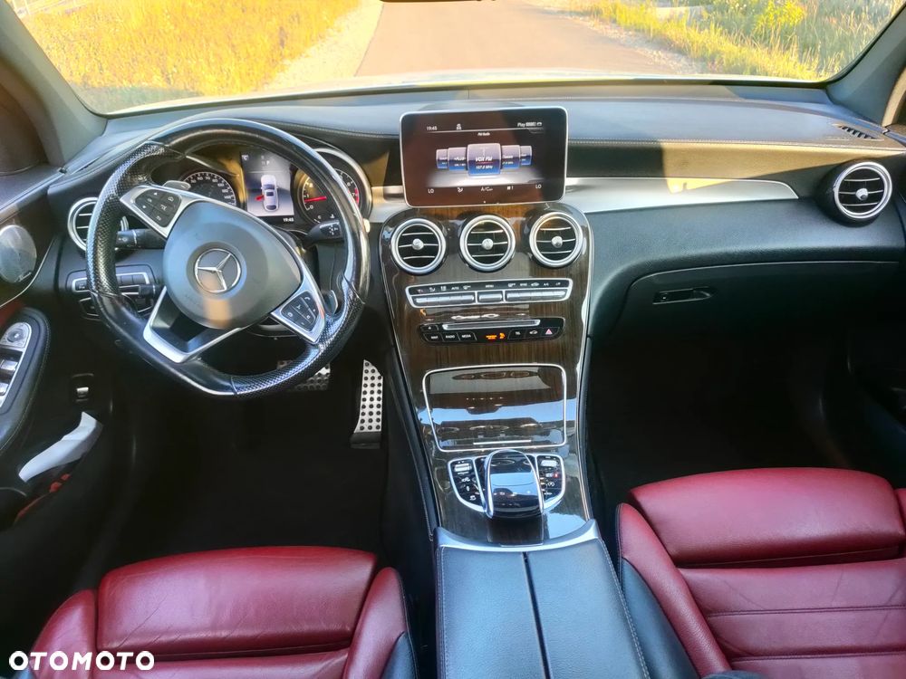 Mercedes-Benz GLC AMG 43 4Matic 9G-TRONIC - 16